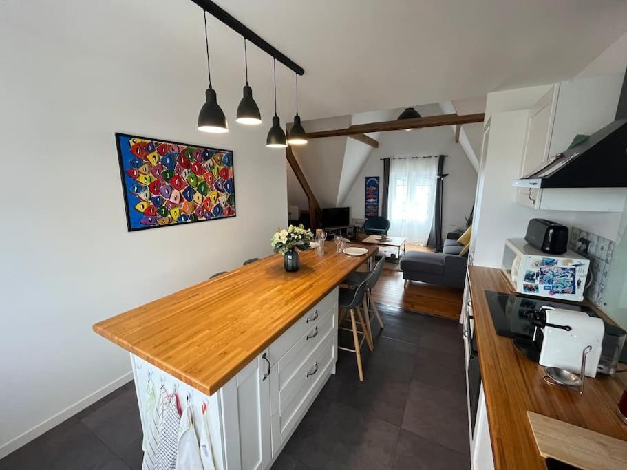 Le Nid Apartment เลอปูลีแกน ภายนอก รูปภาพ