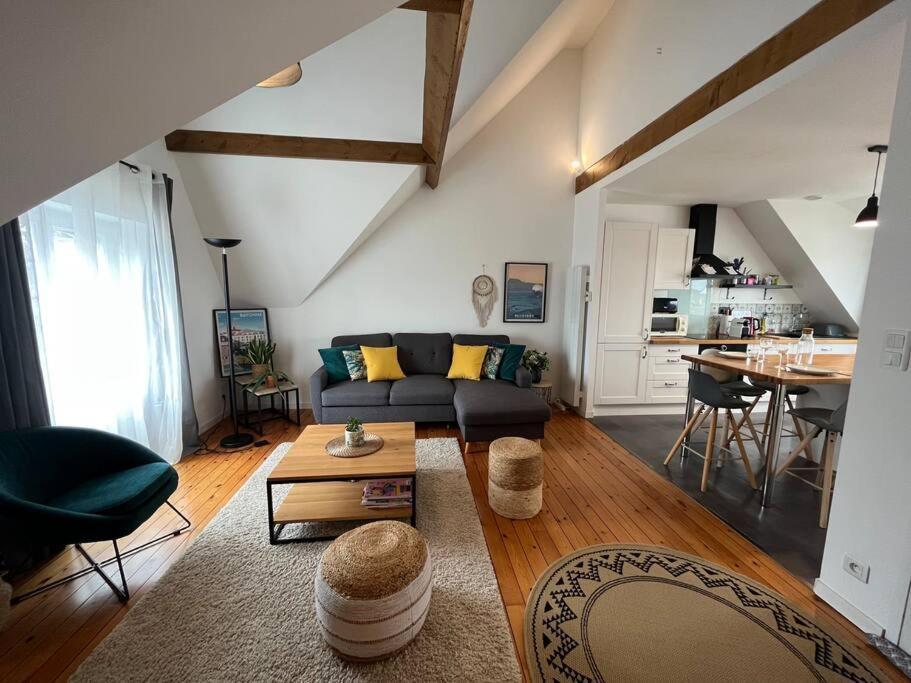 Le Nid Apartment เลอปูลีแกน ภายนอก รูปภาพ